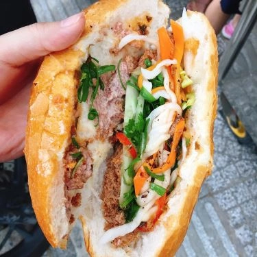 Món ăn- Quán Ăn Bánh Mì Cá - Hàng Xanh