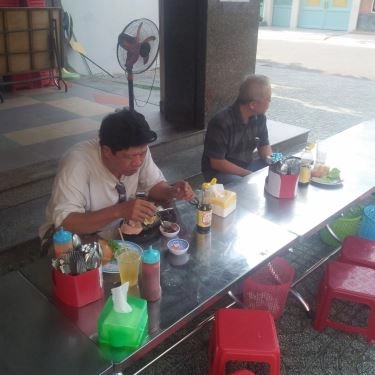 Tổng hợp- Quán Ăn Bánh Mì Hạnh - Hamburger & Bò Né