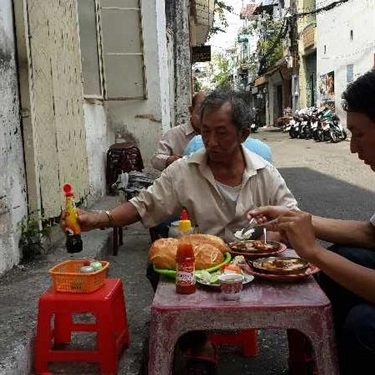 Tổng hợp- Quán Ăn Bánh Mì Hòa Mã - Bánh Mì Chảo