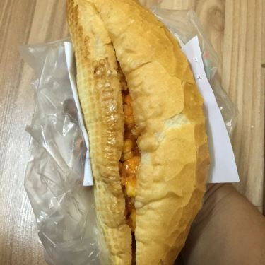 Món ăn- Quán Ăn Chú Tuấn - Bánh Mì Kẹp Nem Khoai