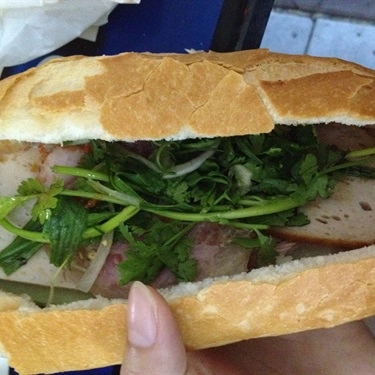 Món ăn- Quán Ăn Bánh Mì Số 8 Ngọc Ánh