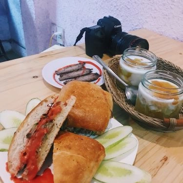 Món ăn- Quán Ăn Bánh Mì Vuông & Chè Cóng - Trần Đăng Ninh
