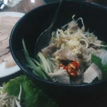 Món ăn- Quán Ăn Duyên Quán - Bánh Tráng Cuốn Thịt Heo