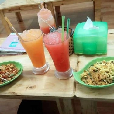 Tổng hợp- Quán Ăn Bánh Tráng Trộn Tina Trần - 33 Chùa Láng