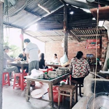 Không gian- Quán Ăn Bánh Ướt & Bánh Hấp - Quốc Lộ 26