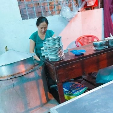 Không gian- Quán Ăn Bánh Ướt Dĩa