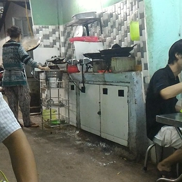 Tổng hợp- Quán Ăn Bánh Xèo & Bánh Khọt Bà Hai - Lê Văn Linh