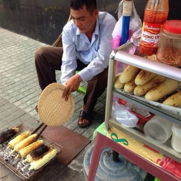 Tổng hợp- Quán Ăn Bắp Nướng Mỡ Hành - Vỉa Hè Phan Xích Long