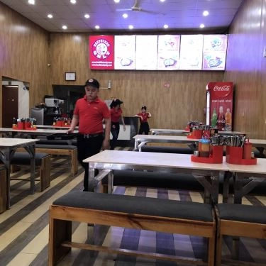 Không gian- Quán Ăn Beefsteak Only - Phú Lợi