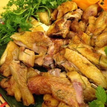 Món ăn- Quán Ăn Bếp Nhà - Gà Nướng Lu & Lẩu Trứng Kê