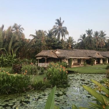 Không gian- Nhà Hàng Bình An Village