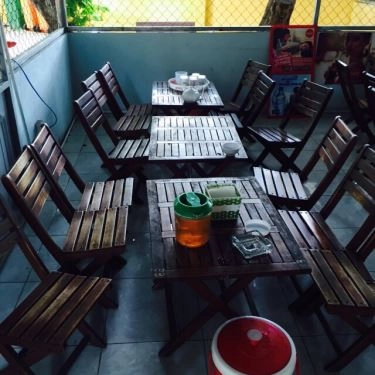 Không gian- Quán Ăn Bờ Kênh Quán - Bún Chả Hà Nội