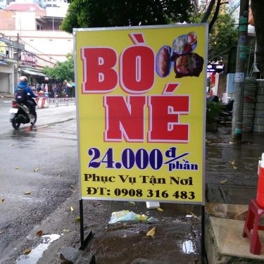 Không gian- Quán Ăn Bò Né
