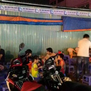 Không gian- Quán Ăn Bò Né 3 Ngon - Bò quanh lửa hồng - 304 Quang Trung