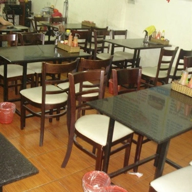 Không gian- Quán Ăn Bò Né Những Chàng Trai