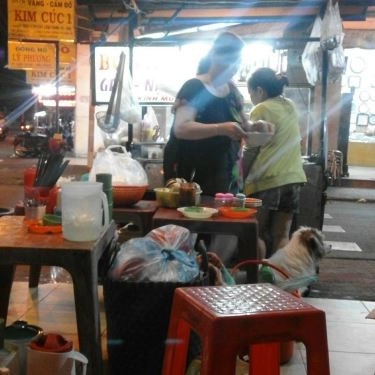 Không gian- Quán Ăn Hủ Tiếu Bò Viên