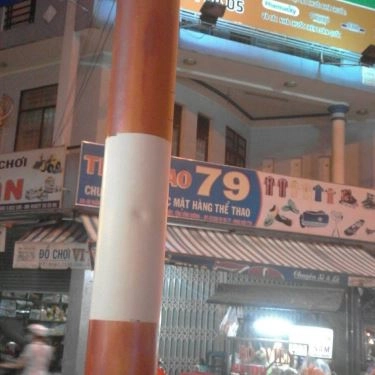 Không gian- Quán Ăn Hủ Tiếu Bò Viên