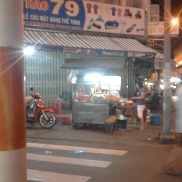 Không gian- Quán Ăn Hủ Tiếu Bò Viên