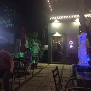 Không gian- Quán Ăn Bông Cỏ Cafe