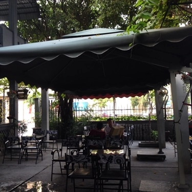 Không gian- Quán Ăn Bông Cỏ Cafe