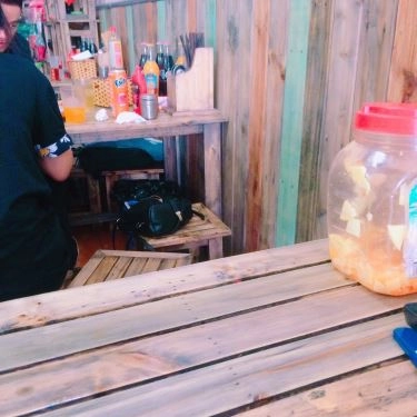 Không gian- Quán Ăn Bống Xinh - Bún Chả, Bún Đậu Mẹt & Bánh Đa Cá