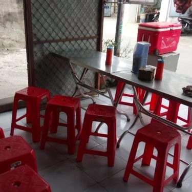 Không gian- Quán Ăn Bột Chiên A.Tuấn