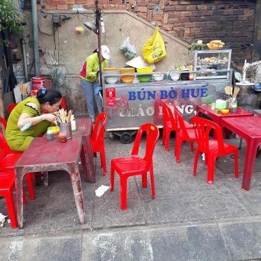 Không gian- Quán Ăn Bún Bò Huế & Cháo Lòng