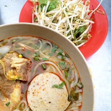 Món ăn- Quán Ăn Bún Bò - Đỗ Tấn Phong