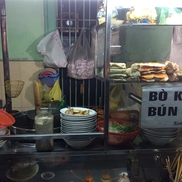 Không gian- Quán Ăn Bún Bò & Bò Kho - Hoàng Diệu
