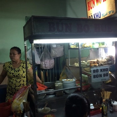 Không gian- Quán Ăn Bún Bò & Bò Kho - Hoàng Diệu