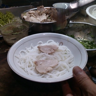 Món ăn- Quán Ăn Quỳnh Trân - Bún Bò Huế