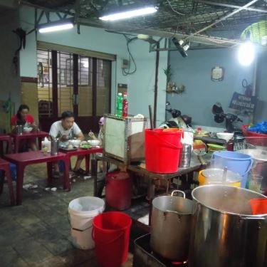 Không gian- Quán Ăn Bún Bò - Nguyễn Đình Chiểu