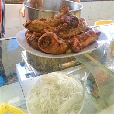 Tổng hợp- Quán Ăn Bún Bò Huế Cô Huệ - Phan Đình Phùng