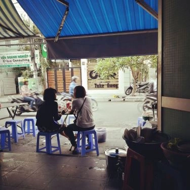 Không gian- Quán Ăn Cô Mai - Bún Bò Huế
