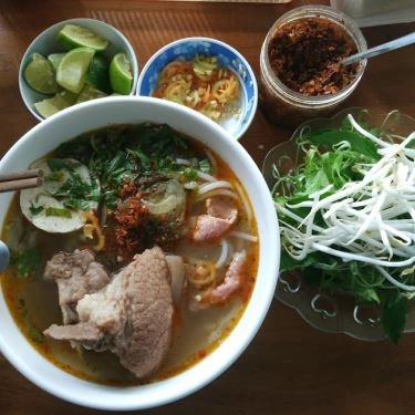 Món ăn- Quán Ăn Bún Bò Huế Giò Heo