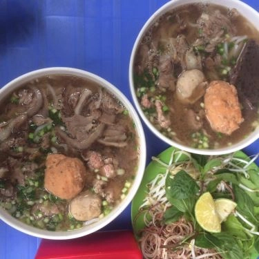 Món ăn- Quán Ăn Bún Bò Huế Huy Béo - Lò Đúc
