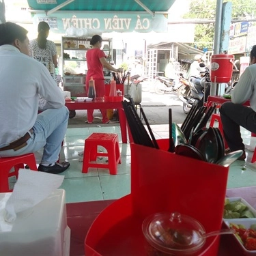 Không gian- Quán Ăn Bún Bò Huế & Phở Bò - Lê Văn Lương