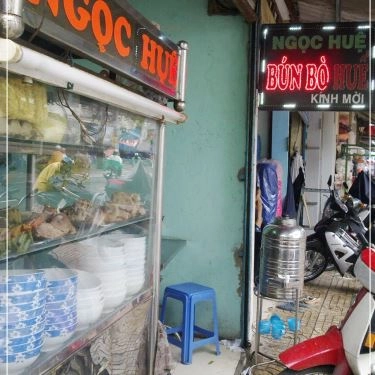 Không gian- Quán Ăn Bún Bò Huế Ngọc Huệ