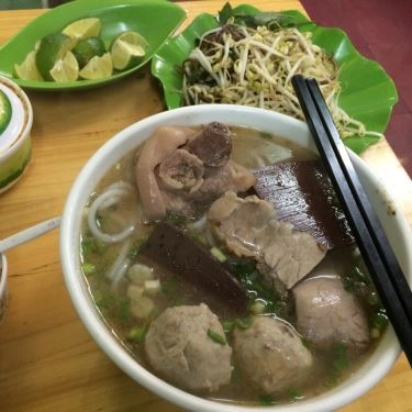 Món ăn- Quán Ăn Bún Bò O Chanh - Ô Chợ Dừa