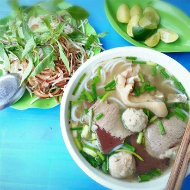 Tổng hợp- Quán Ăn Bún Bò O Chanh - Ô Chợ Dừa