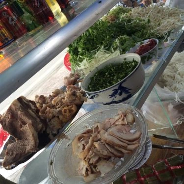 Tổng hợp- Quán Ăn Bún Bò - Phạm Văn Đồng