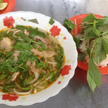 Món ăn- Quán Ăn Bún Bò Trang - Võ Văn Ngân