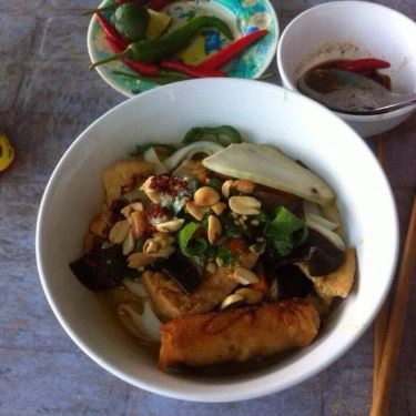 Món ăn- Quán Ăn Bún Bò Ý Lan