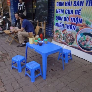 Không gian- Quán Ăn Bún Cá, Bánh Đa Cua