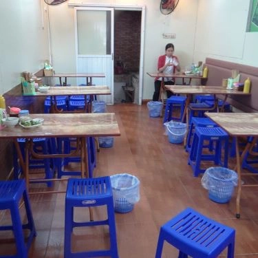 Không gian- Quán Ăn Bún Cá, Bánh Đa Cua