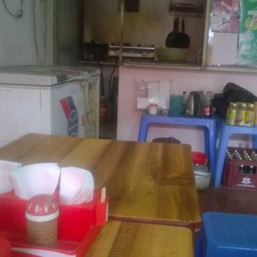 Không gian- Quán Ăn Bún Cá & Bánh Đa Cua - Đường Láng