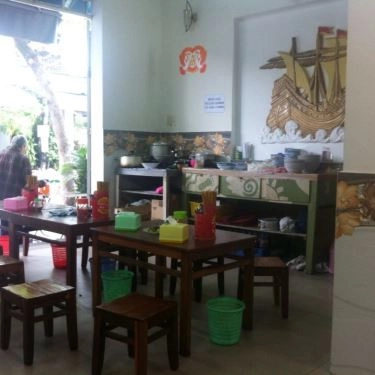 Không gian- Quán Ăn Bún Chả Cá & Mì Quảng - Hà Thị Thân