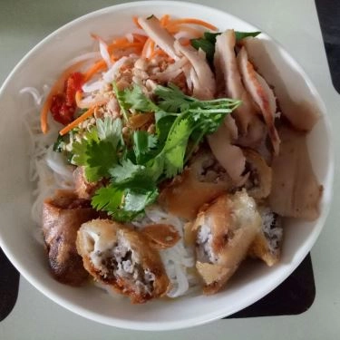 Món ăn- Quán Ăn Bánh Mì & Bún Chả Giò Nem Nướng