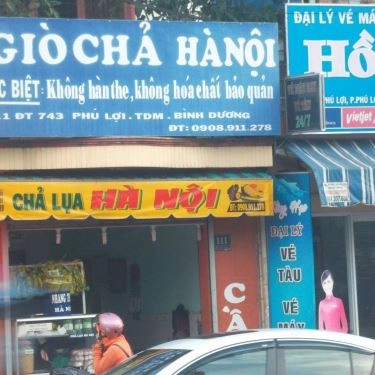 Không gian- Quán Ăn Bún Chả Hà Nội