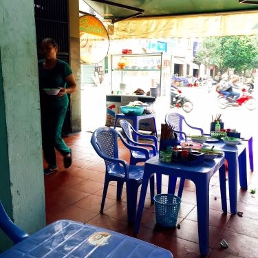 Không gian- Quán Ăn Bún Chả Hà Nội - Nguyễn Văn Thoại